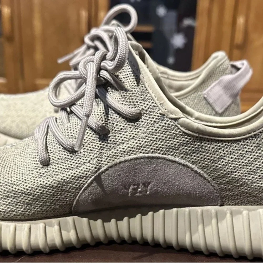 Men’s Size 8 - adidas Yeezy Boost 350 Oxford Tan AQ2661